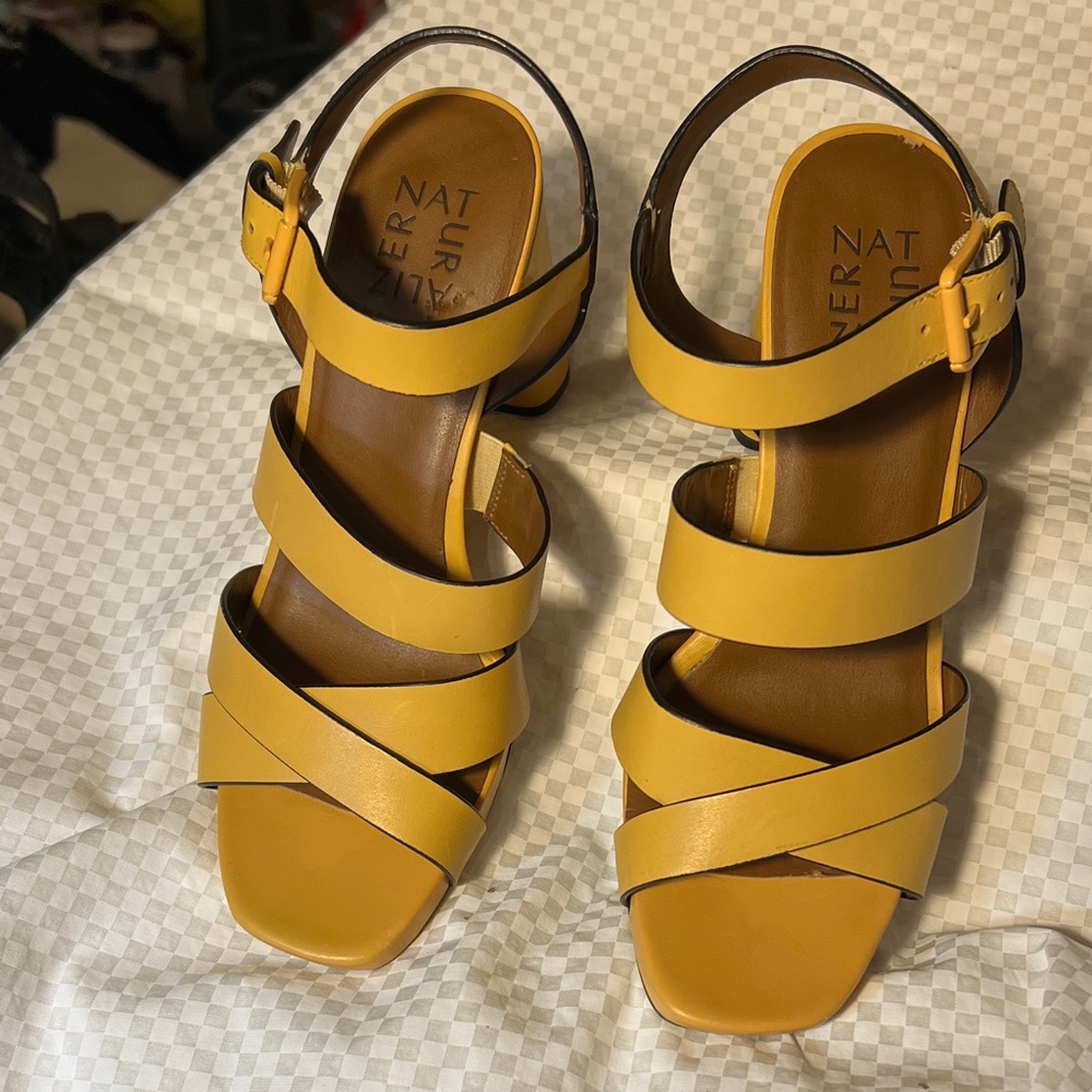 Naturalizer Women's Mustard Strappy Sandals